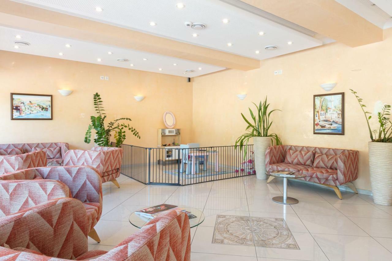 Hotel Tivoli Schlieren Ngoại thất bức ảnh